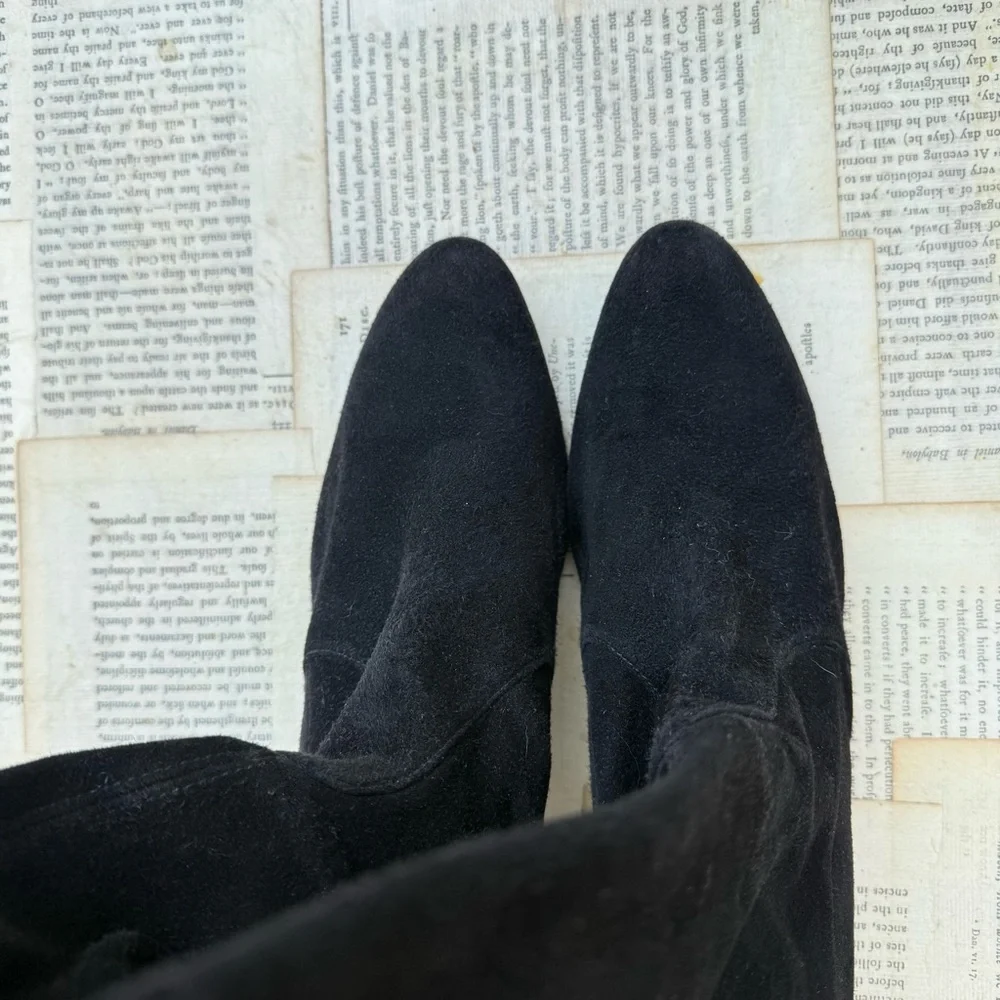 Stuart Weitzman elegant black